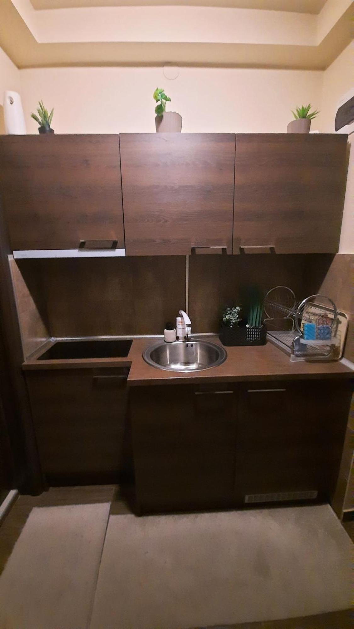 Stan Na Dan Apartman D Lux Jacuzzi Kragujevac Exterior foto